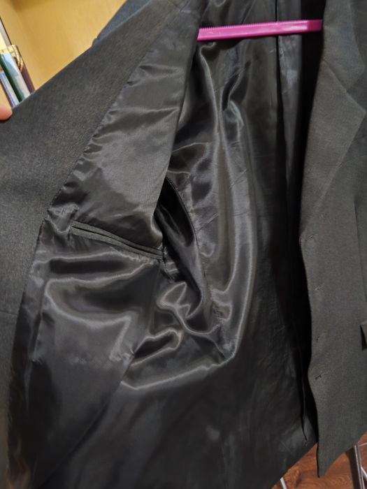 Классический клубный блейзер (пиджак) с гербовыми пуговицами