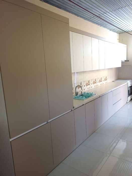 Mebel Na Zakas kuxni garnitur Spalni shkaf klassik Mebel