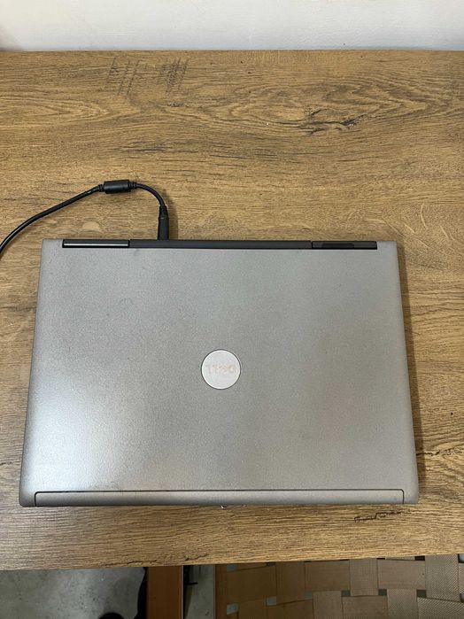 Dell Latitude d620 лаптоп подходящ за авто диагностика