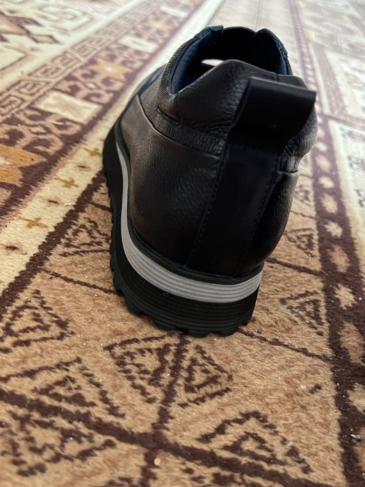 Yangi Maestro krossovkalari — Juda yengil va yumshoq / 40 razmer