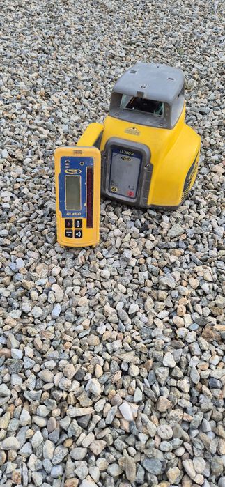 Nivela laser rotativa Spectra LL300 N