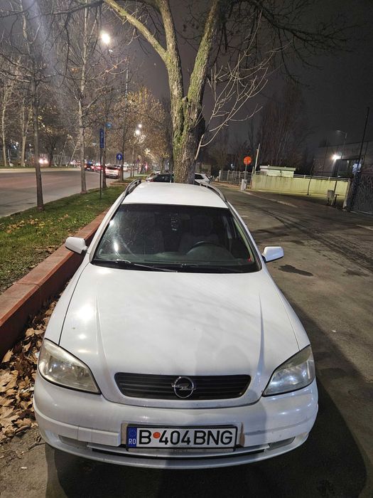 Opel Astra 2008 133.000 km 1.6 benzina break