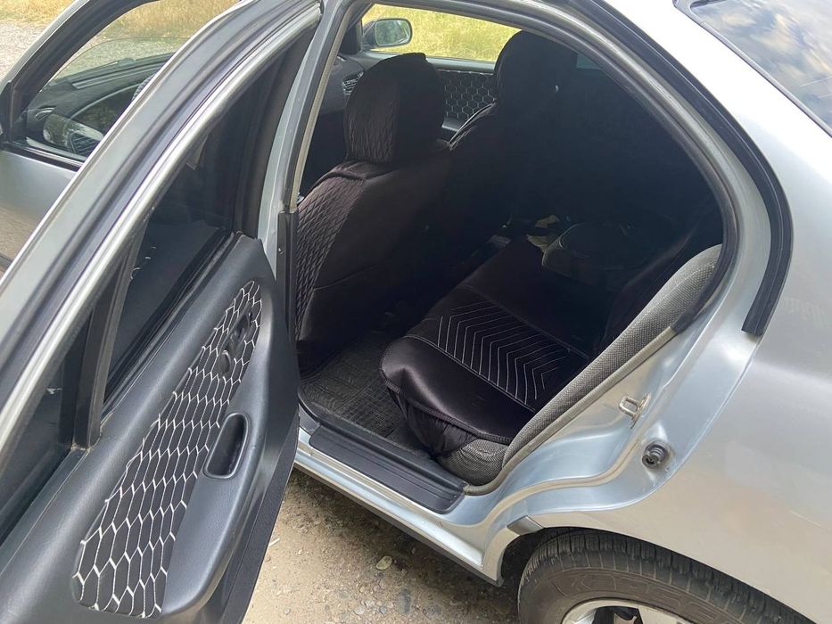 Ниссан примьера п 10