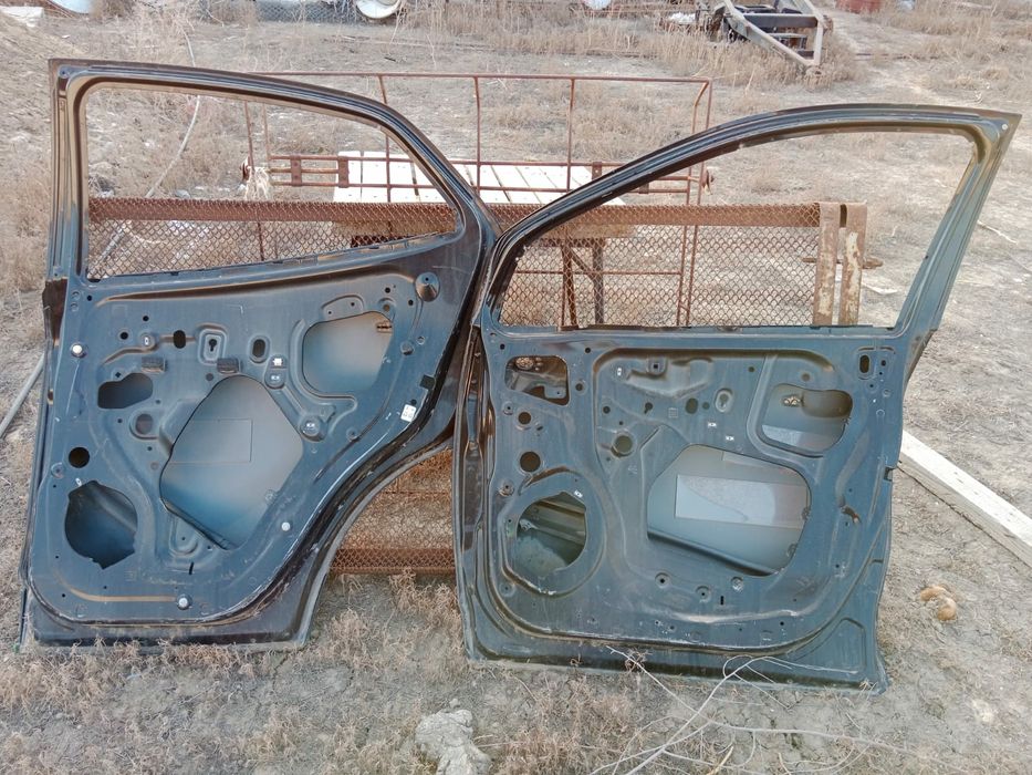 Продам Opel Mokka двери.