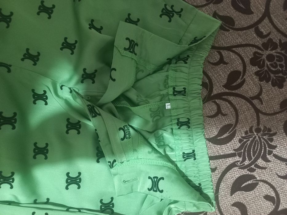 Красивые и модные брюки