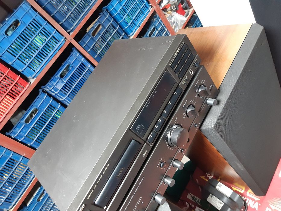 CD PLAYER Technics SL PG 220A