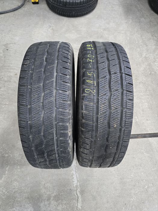 2 Броя Бусови Гуми 215/70/15C Hankook 6,2mm