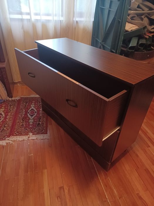 Vand cuier cu sertare+masuta cafea