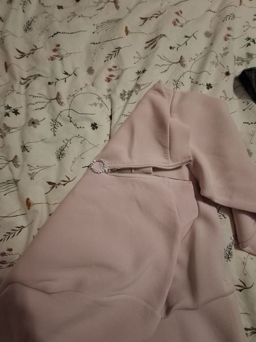 Guess, adidas рсзпрожба на дрехи нови или много малко носени