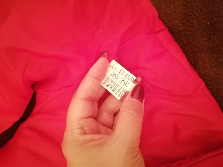 Продам жилетку детскую