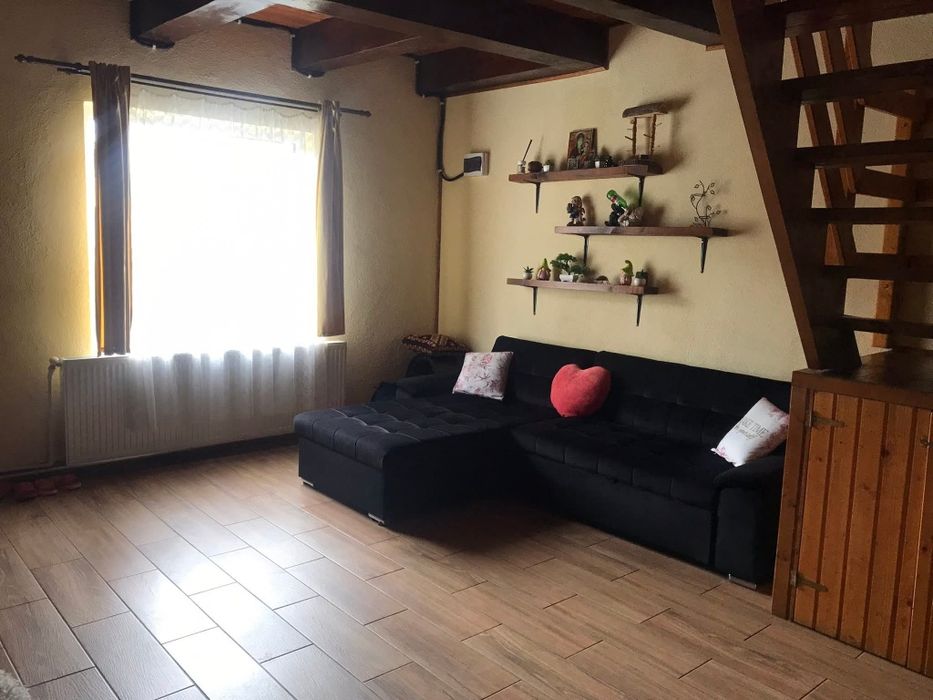 Cabana de inchiriat