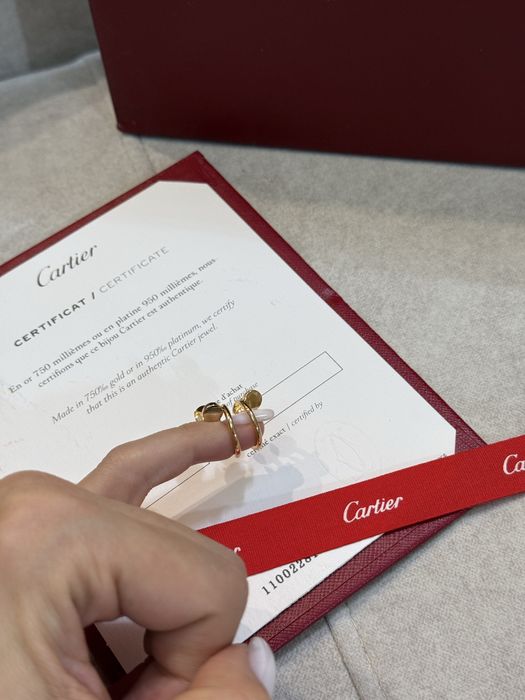 Серьги Cartier Just un Clou