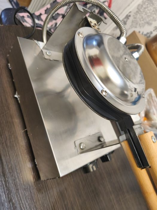 Продается вафельница, для гонконгских вафель