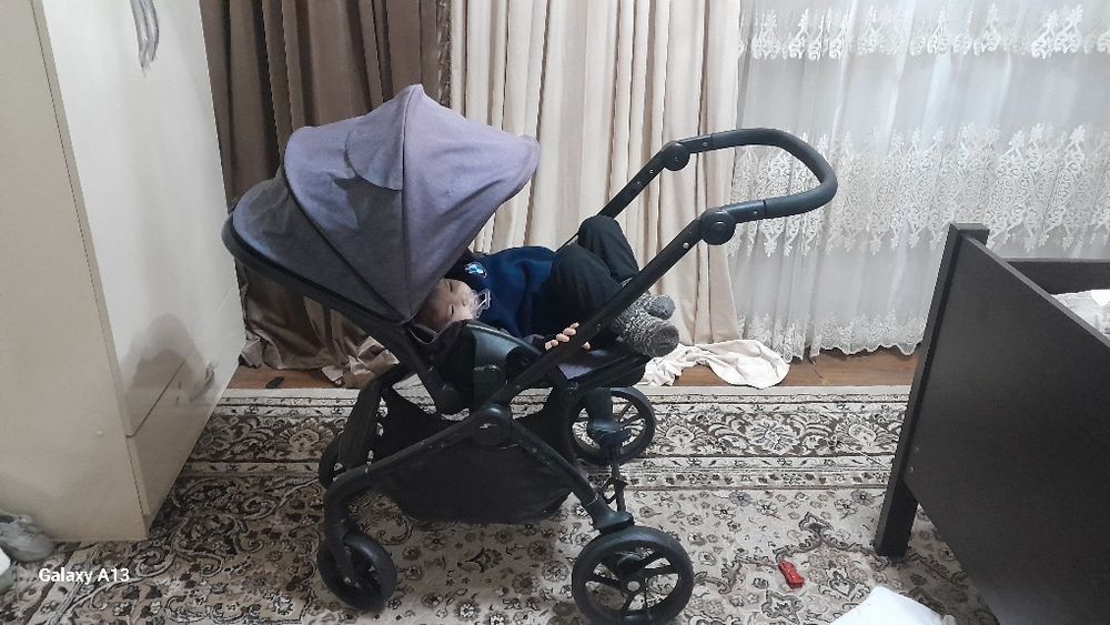 Kolyaska pragulochniy 2v 1