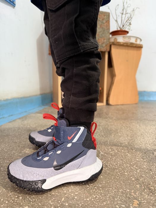 Ghete Nike Hikeda marimea 26