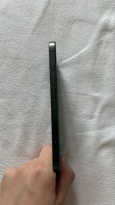 Vand iphone 17 256 GB