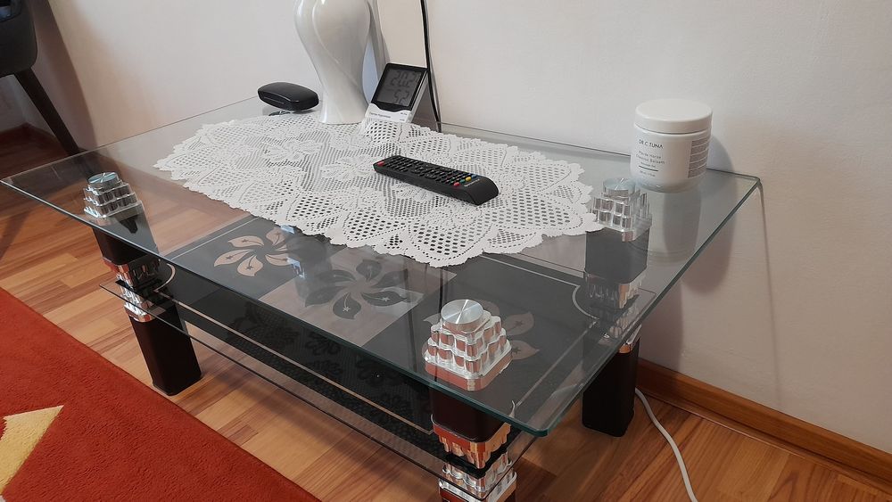 Masă fantezie sticla