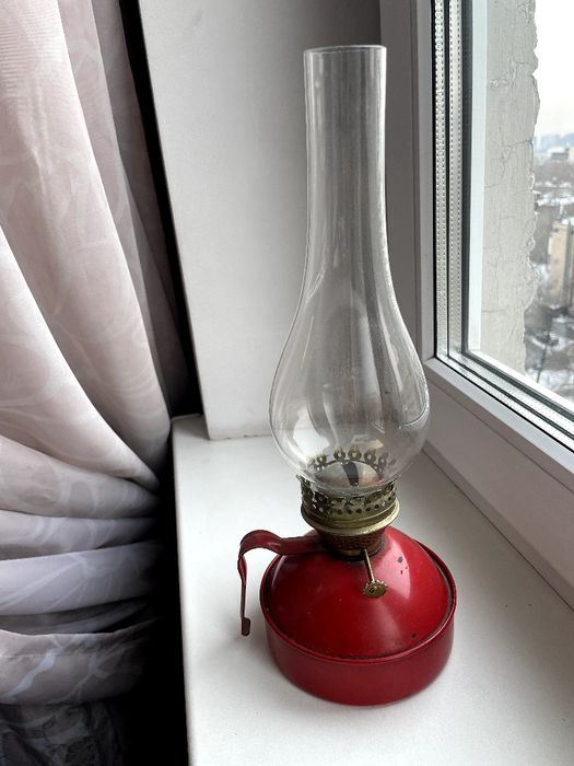 Лампа керосиновая