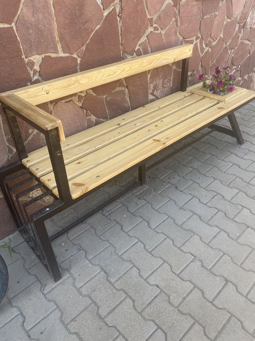 Лавочка , скамья..