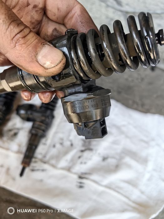 Помпа дюзи за 1.9TDI 105к.с VW AUDI SEAT Skoda