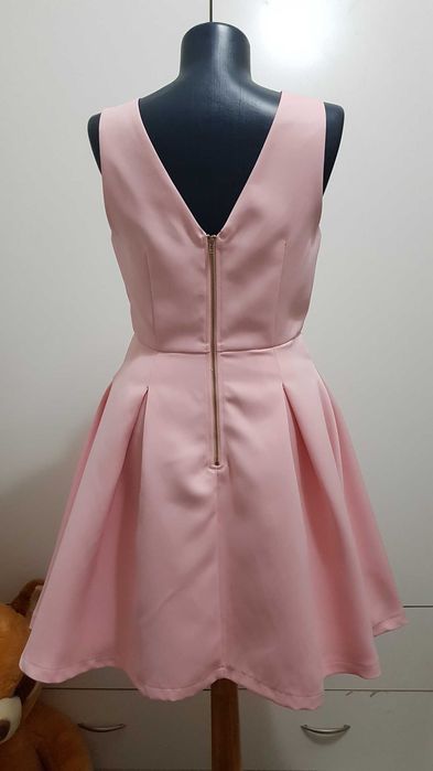 Дамска рокля размер S-М