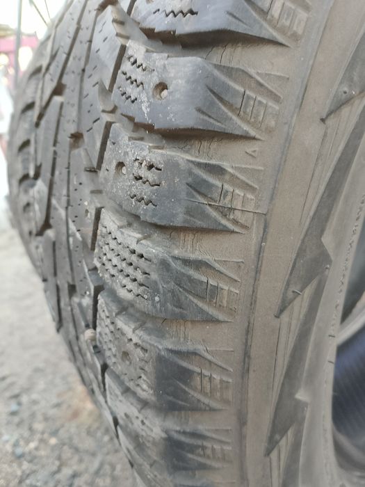 Шины зимние Hankook