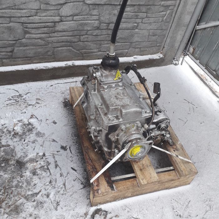 Продам КПП ЗИЛ 130' 131'