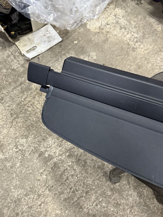 Задна щора мрежа кучкарник ограничител Vw Golf 6 Голф 6