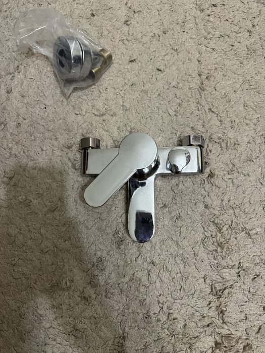 Смеситель для ванны