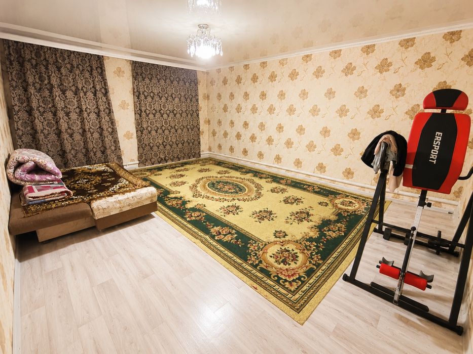 Заречный 1 районнан үй сатылады