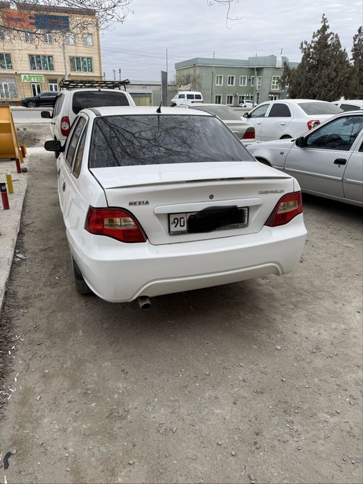 Neksia.             ,