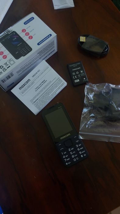 Telefon nou sigilat