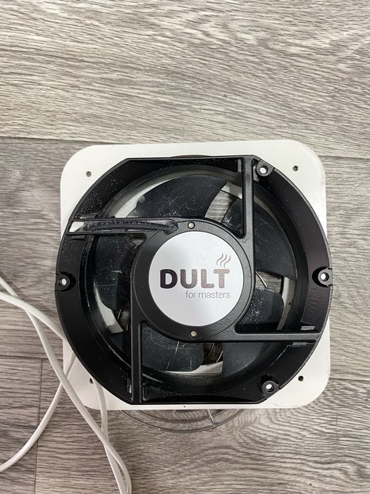 Маникюрный пылесос (встраиваемый)