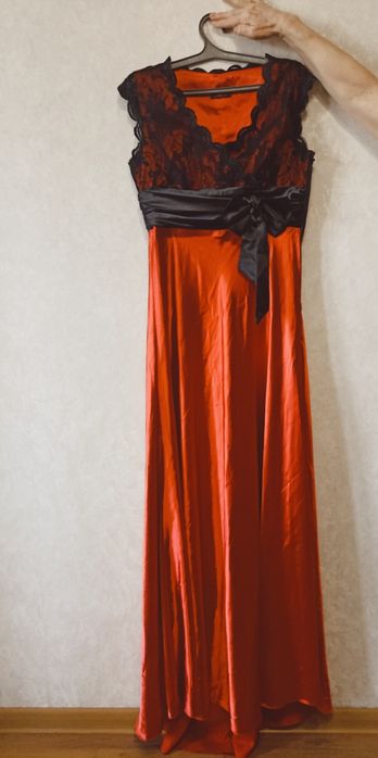 Нарядное-праздничное платье