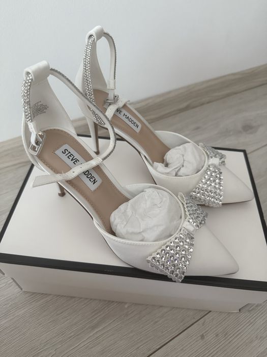 Pantofi mireasa Steve Madden marimea 37 noi