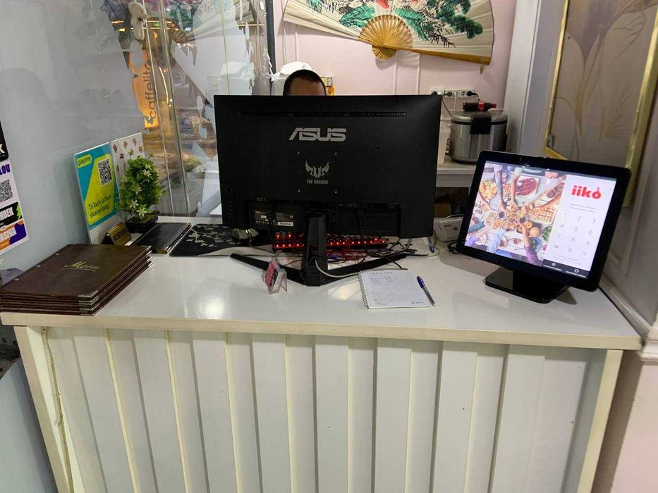 Стол в хорошем состоянии