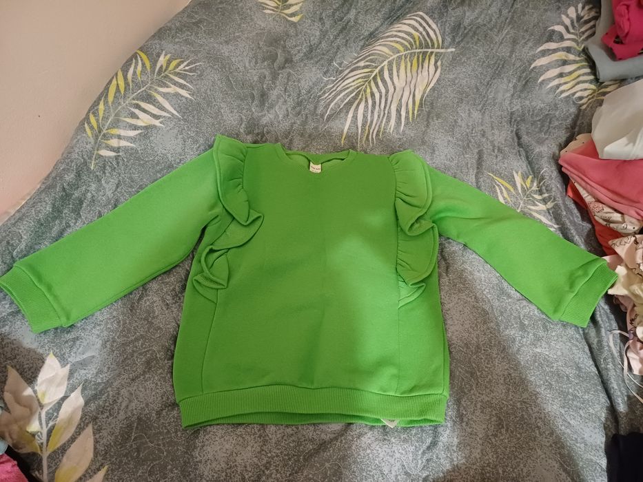 Продам детские вещи