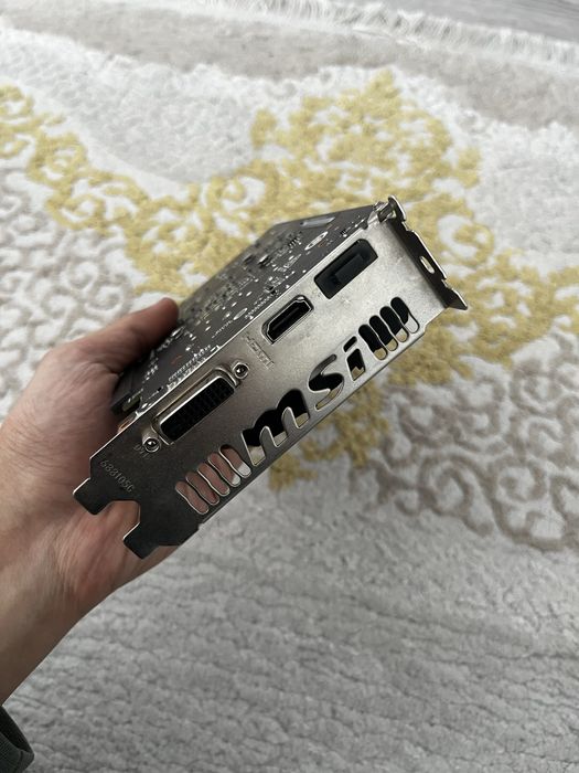 1050 ti 4 gb в идеальном состоянии.