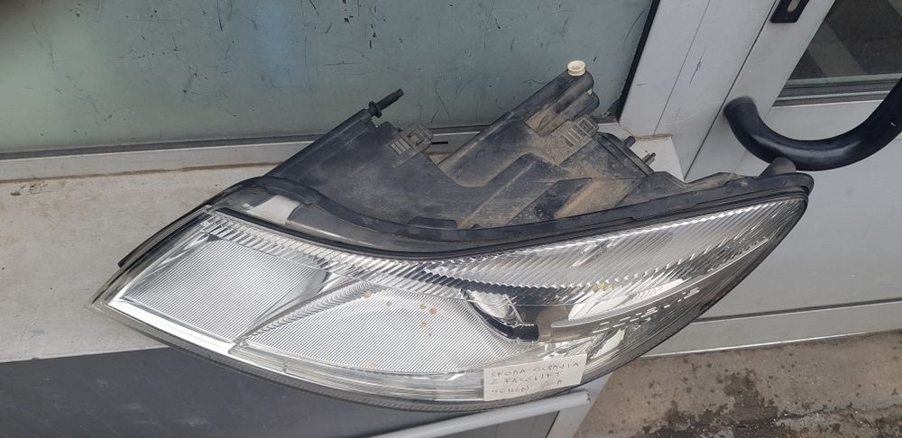 Far xenon adaptiv skoda octavia 2 facelift