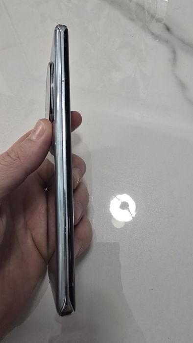 Vând Honor Magic 4 Pro - 256GB - Stare Excelentă (Puțin utilizat)