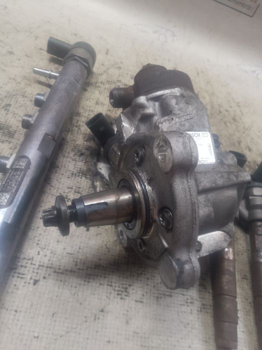 kit injectie complet bmw f30 2.0 motorina 2012