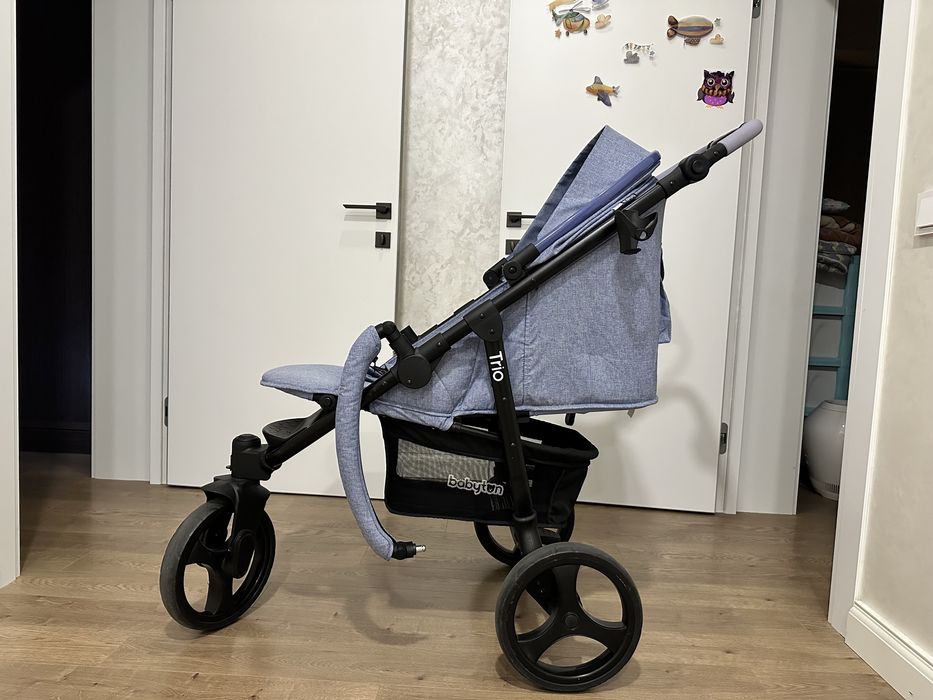 Коляска прогулочная