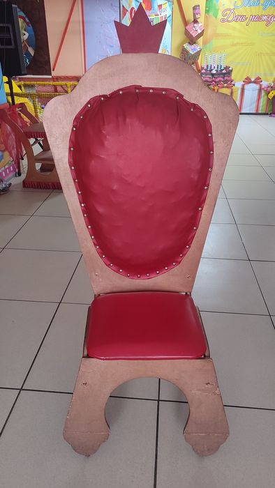 Продам стулья в количестве