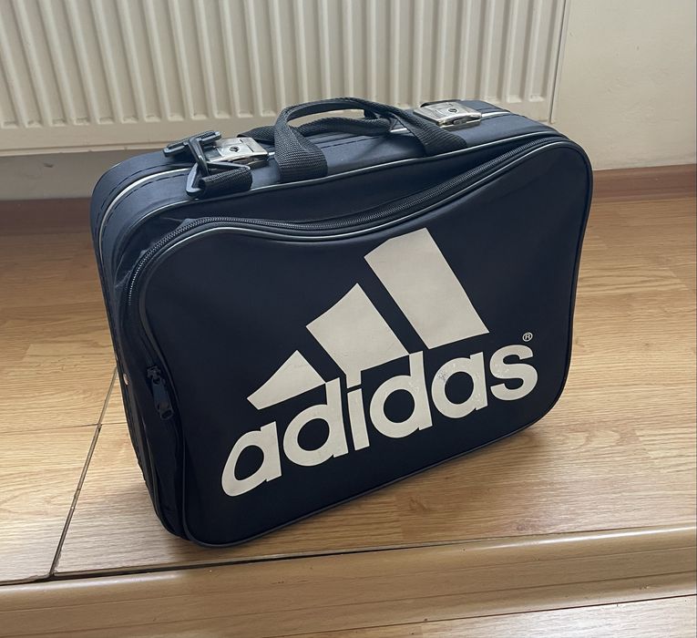 Geanta de voiaj diplomat Adidas cu cheie
