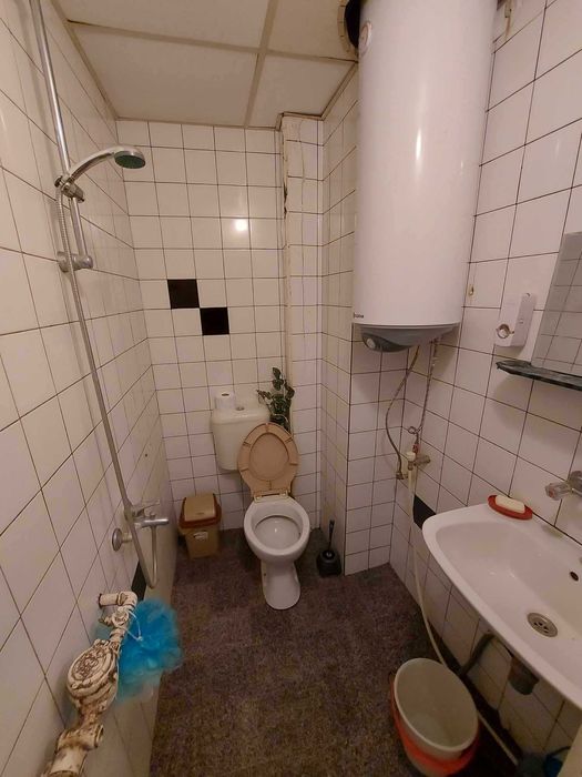Дава се под наем Двустаен апартамент в Търговище, Център - 65 кв.м за 204 € - Снимка #11