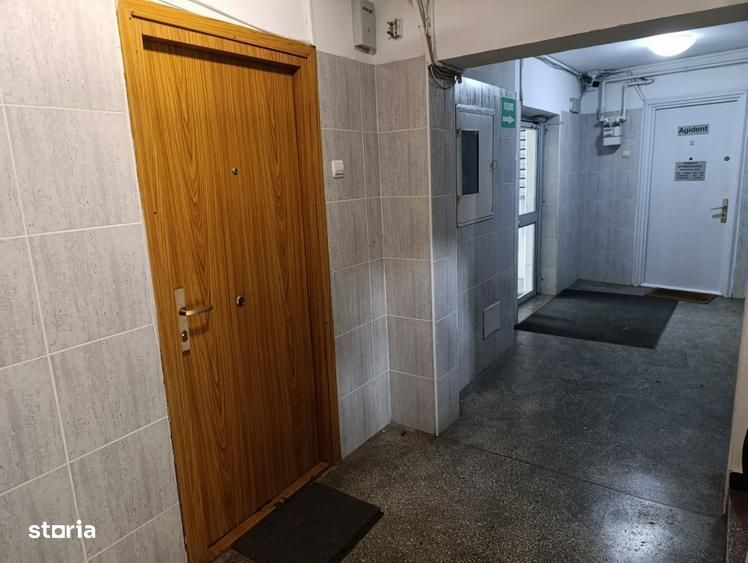 Apartament 1 camera la 12 minute Metrou Academia Militara, 8 minute de