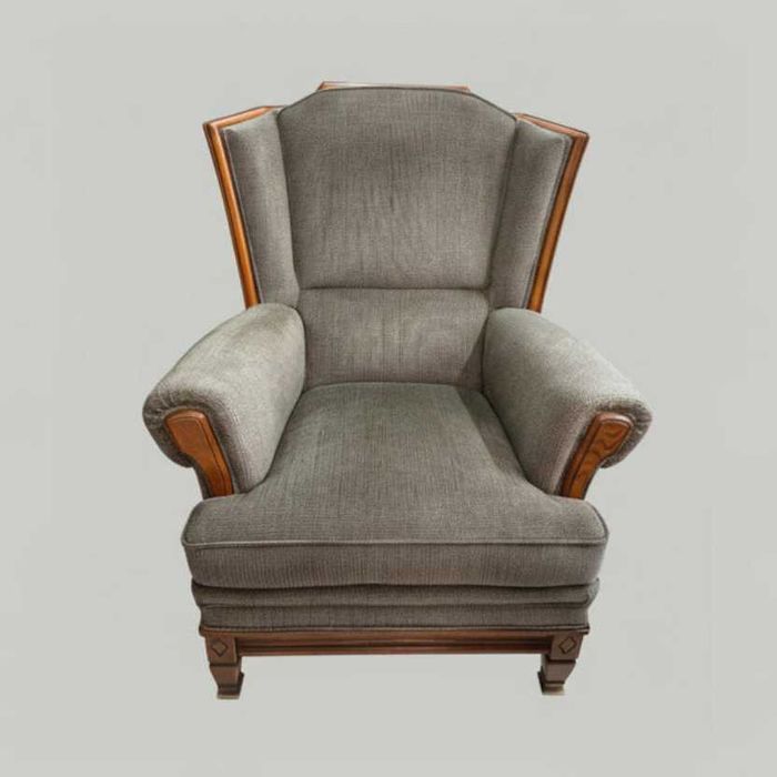 Винтидж „WINGBACK“ кресло от масив