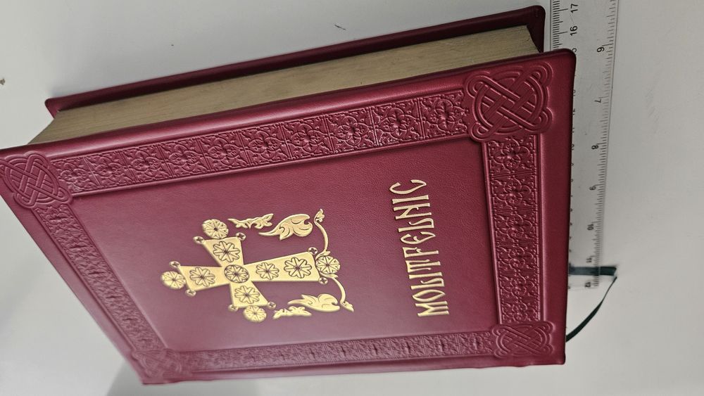 Molitfelnic Legat în piele rosie