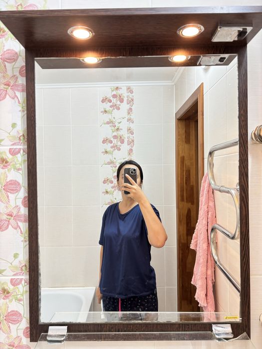 Продам зеркало доя ванной