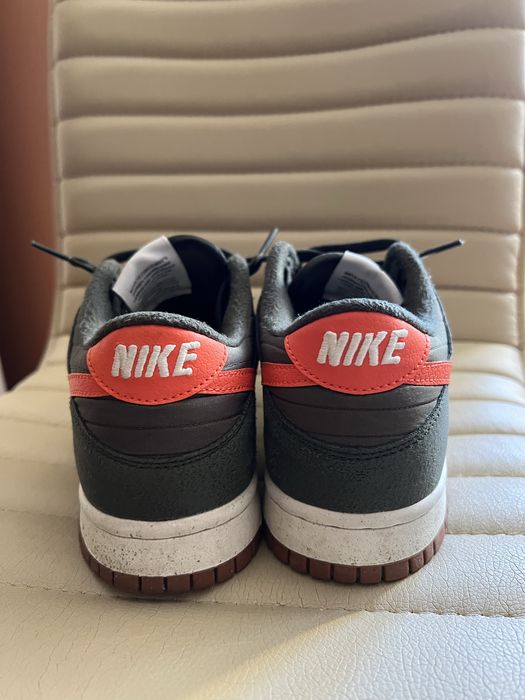 Vand adidasi nike dunk low.